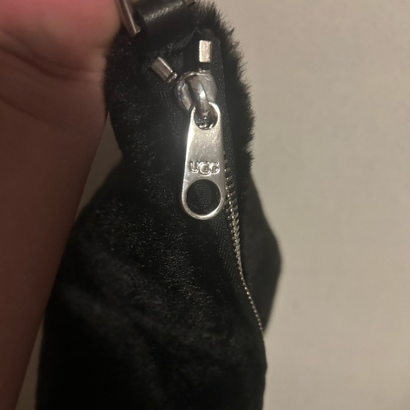 Ugg Duffy faux fur bag - Picture 3 of 7